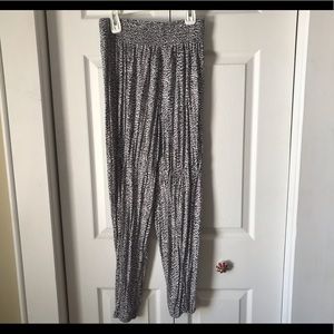 Printed flowy joggers